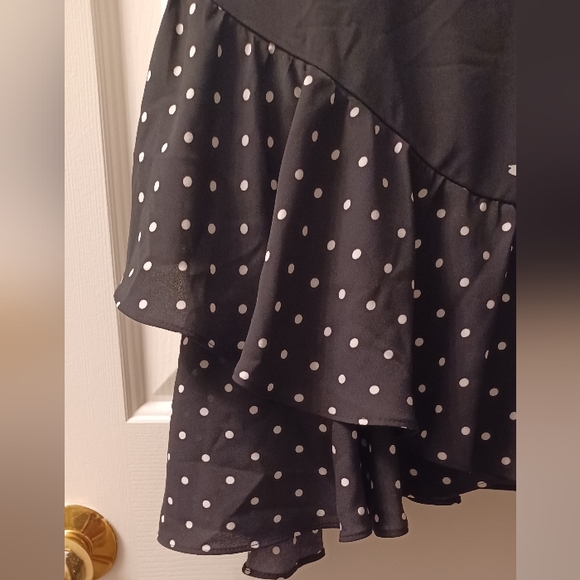 NWT Bar III XL Sky Dream Floral Eclipse B/W Slvls Drop Waist Ruffled Mini Dress - Picture 5 of 15